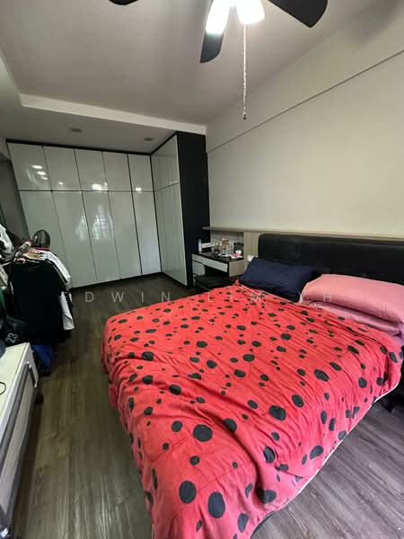 Chiltern Park Condominium For Sale at S$ 2,200,000 | PropertyGuru Singapore - Bedroom