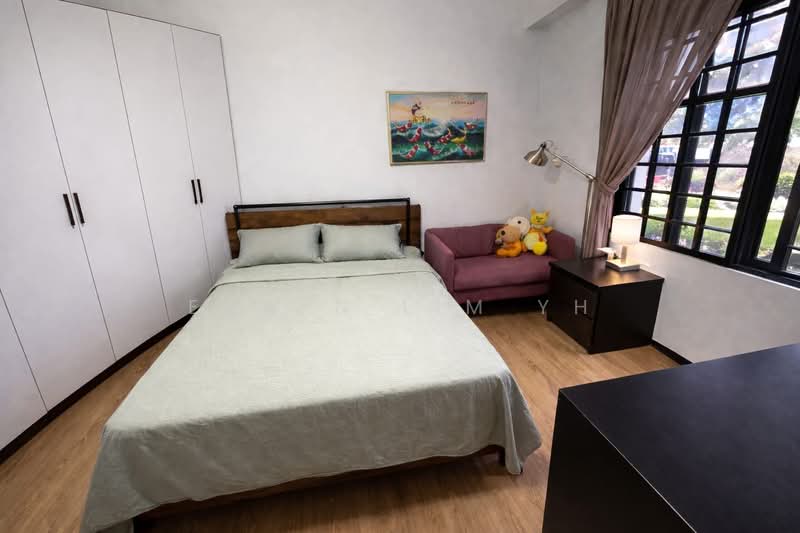 Chiltern Park Condominium For Sale at S$ 2,200,000 | PropertyGuru Singapore - Bedroom