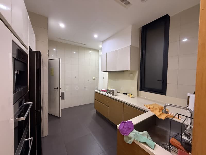 Nouvel 18, 16 Anderson Road, 3 Bedrooms, 1,862 sqft, Condominium For Rent, by Zoey Tan, 500057155 - Kitchen - PropertyGuru.com.sg