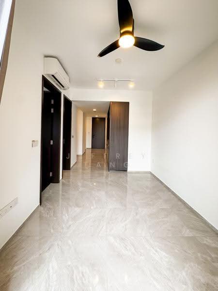Tembusu Grand, 94 Jalan Tembusu, East Coast / Marine Parade, 1 Bedroom, 527 sqft, Condominium For Sale, by Jeffrey Tang, 500057157 - Living room - PropertyGuru.com.sg