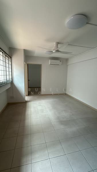 303 Woodlands Street 31, 303 Woodlands Street 31, 2 Bedrooms, 904 sqft, HDB Flat For Rent, by Prunella Ong Lay Foon, 500057166 - Interior - PropertyGuru.com.sg