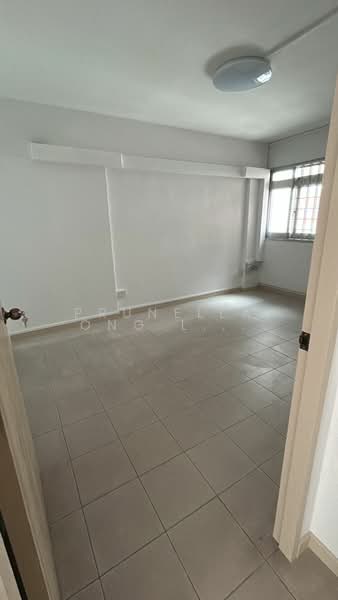 303 Woodlands Street 31, 303 Woodlands Street 31, 2 Bedrooms, 904 sqft, HDB Flat For Rent, by Prunella Ong Lay Foon, 500057166 - Interior - PropertyGuru.com.sg