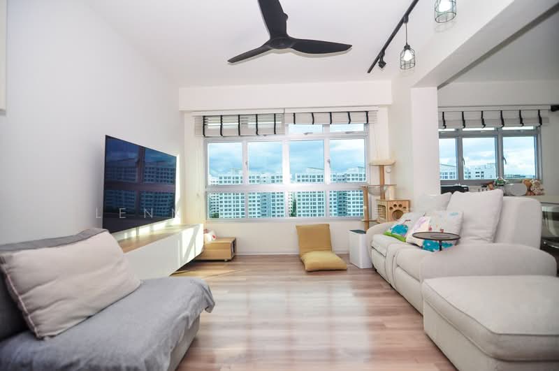 213A Punggol Walk HDB Flat For Sale at S$ 699,000 | PropertyGuru Singapore - Living Room