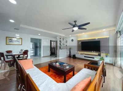 For Rent - 662C Edgedale Plains