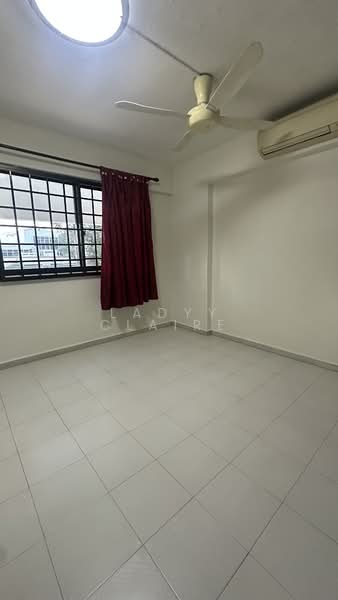 204 Serangoon Central HDB Flat For Sale at S$ 650,000 | PropertyGuru Singapore - Bedroom