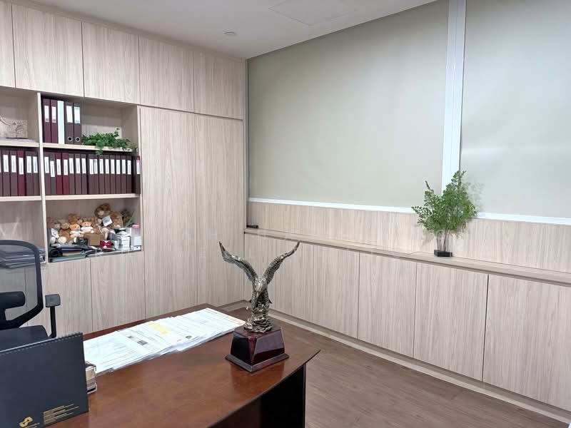 Henderson Industrial Park, 203 Henderson Road, 2,068 sqft, Light Industrial (B1) For Sale, by Thiah Hao Ting Russell Baligod, 500057194 - Study - CommercialGuru.com.sg