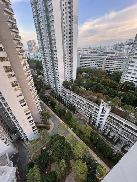 588B Ang Mo Kio Street 52 HDB Flat For Sale at S$ 1,150,000 | PropertyGuru Singapore