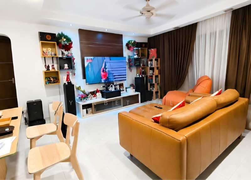 209 Bukit Batok Street 21, 209 Bukit Batok Street 21, 3 Bedrooms, 1,110 sqft, HDB Flat For Sale, by Elysabet Salim, 500057265 - Living Room - PropertyGuru.com.sg