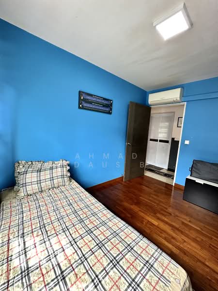 678A Punggol Drive HDB Flat For Sale at S$ 630,000 | PropertyGuru Singapore - Common Room 2