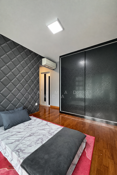 678A Punggol Drive HDB Flat For Sale at S$ 630,000 | PropertyGuru Singapore - Master Bedroom 