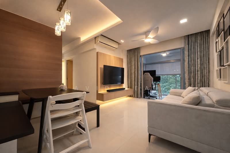 520A Tampines Central 8, 520A Tampines Central 8, 3 Bedrooms, 904 sqft, HDB Flat For Sale, by David Seah, 500057299 - Living Room - PropertyGuru.com.sg