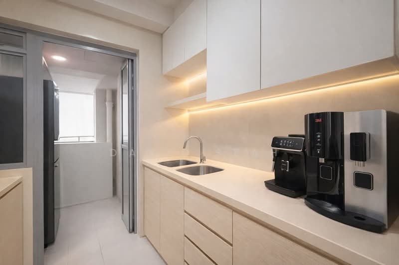 520A Tampines Central 8, 520A Tampines Central 8, 3 Bedrooms, 904 sqft, HDB Flat For Sale, by David Seah, 500057299 - Kitchen - PropertyGuru.com.sg