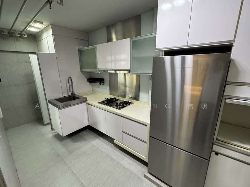 11 Farrer Park Road HDB Flat For Sale at S$ 979,000 | PropertyGuru Singapore - Kitchen