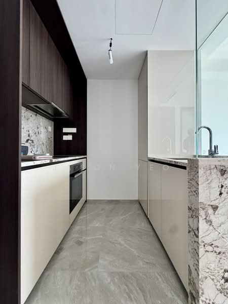 Tembusu Grand Condominium For Sale at S$ 2,000,000 | PropertyGuru Singapore - Kitchen