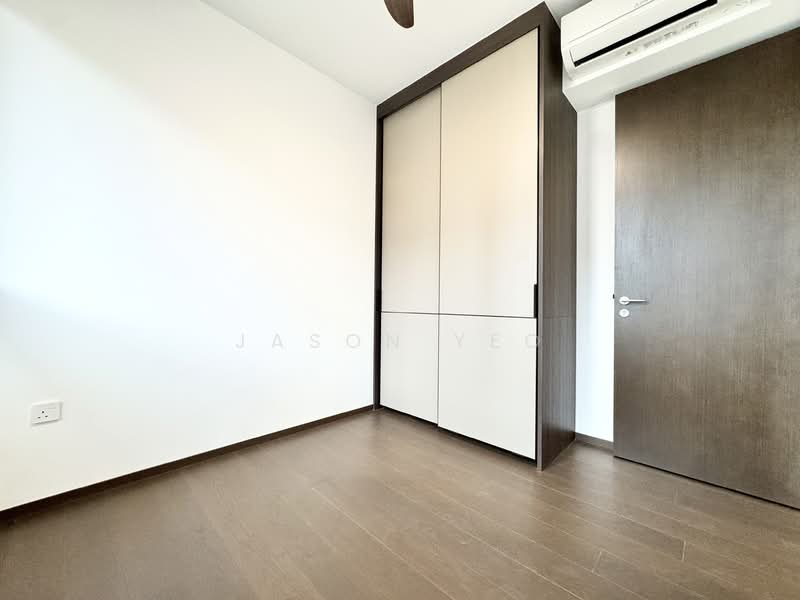 Tembusu Grand, 98 Jalan Tembusu, 2 Bedrooms, 667 sqft, Condominium For Sale, by Jason Yeo, 500057316 - Common Bedroom - PropertyGuru.com.sg