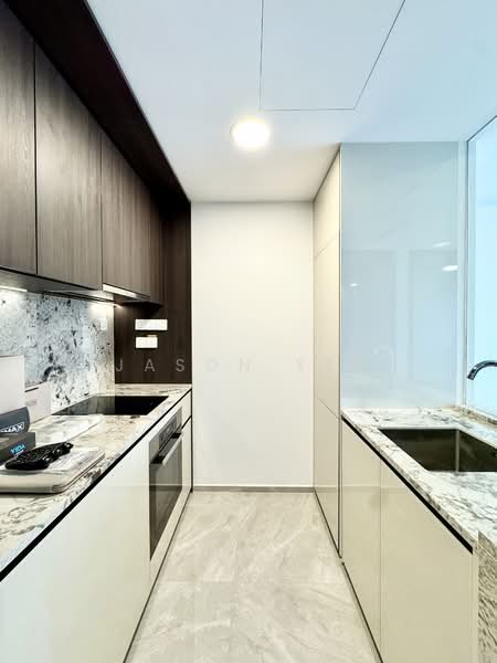 Tembusu Grand, 98 Jalan Tembusu, 2 Bedrooms, 667 sqft, Condominium For Sale, by Jason Yeo, 500057316 - Kitchen - PropertyGuru.com.sg