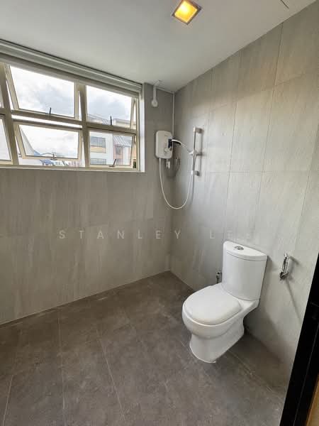 Eden Royale Suite, , Studio, 312 sqft, Terraced House For Rent, by Stanley Lee, 500057323 - Bathroom - PropertyGuru.com.sg