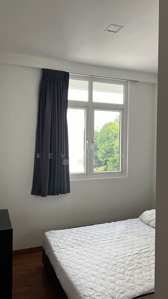 Parc Imperial Condominium For Sale at S$ 825,000 | PropertyGuru Singapore - Bedroom