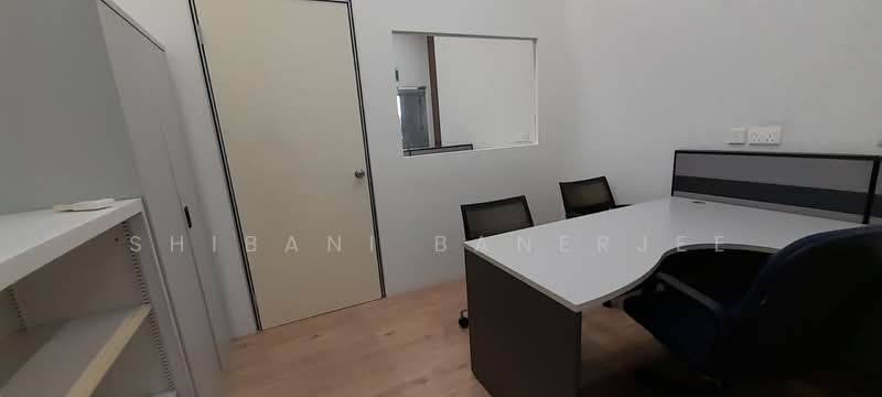 Guan Hua Warehouse Building, 85 Genting Lane, 1,722 sqft, Light Industrial (B1) For Sale, by Shibani Banerjee, 500057338 - Interior - CommercialGuru.com.sg