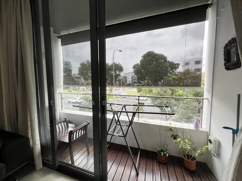 Axis @ Siglap, 59 East Coast Terrace, Room Rental, 110 sqft, Apartment For Rent, by Elizabeth Mok, 500057348 - Balcony - PropertyGuru.com.sg