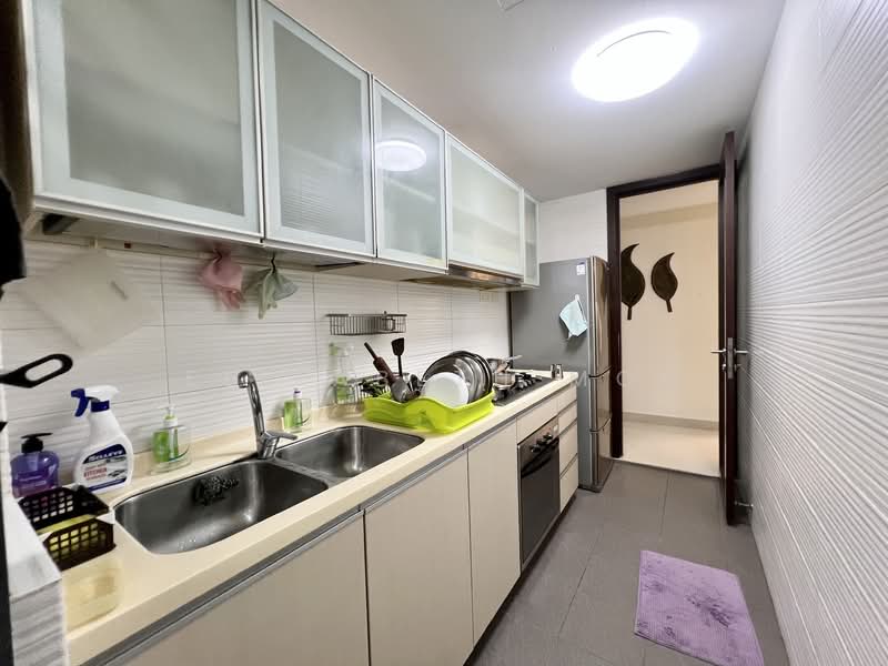 Axis @ Siglap, 59 East Coast Terrace, Room Rental, 110 sqft, Apartment For Rent, by Elizabeth Mok, 500057348 - Kitchen - PropertyGuru.com.sg