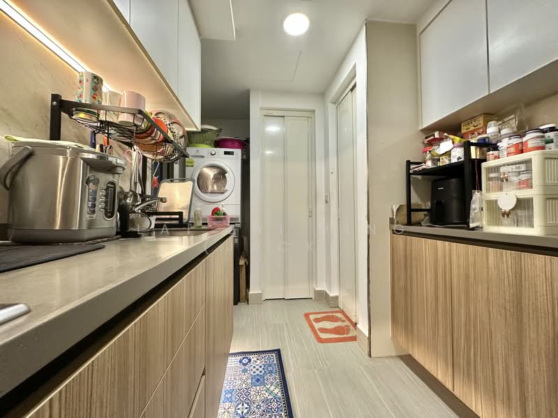 Rivercove Residences EC Condominium For Sale at S$ 1,609,999 | PropertyGuru Singapore - Kitchen