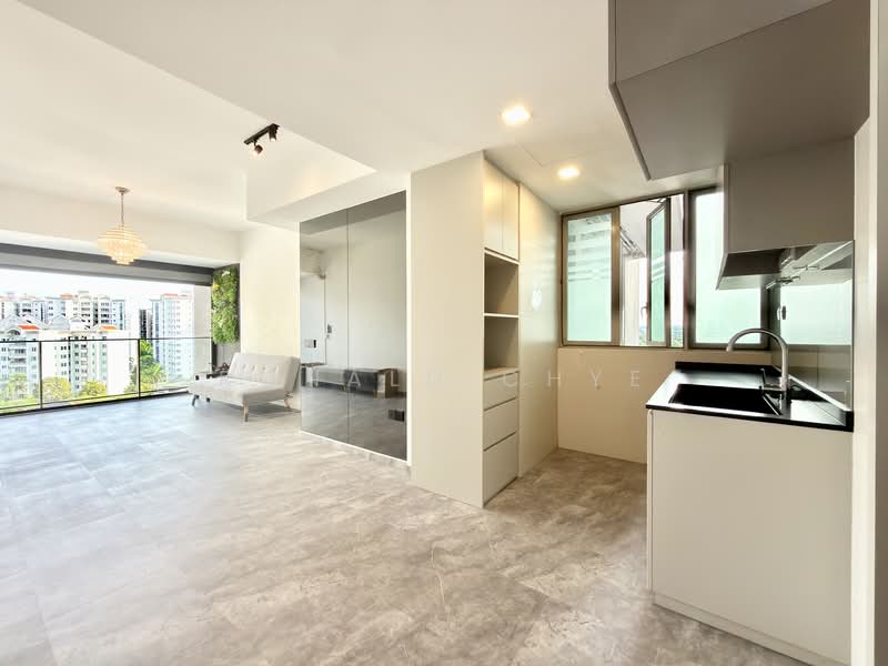 Livia, 71 Pasir Ris Grove, 2 Bedrooms, 915 sqft, Condominium For Sale, by Ronald Chye, 500057378 - Living Room - PropertyGuru.com.sg