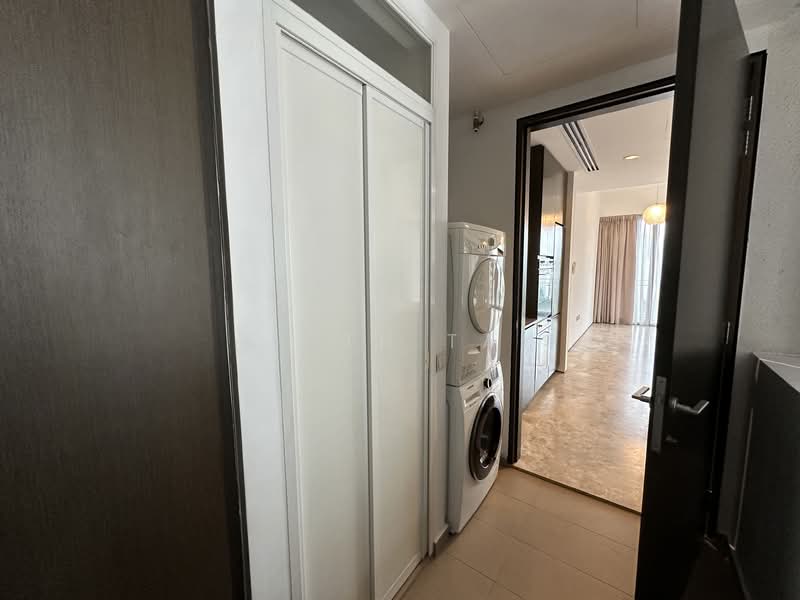 Centennia Suites, 100 Kim Seng Road, 2 Bedrooms, 1,238 sqft, Condominium For Rent, by Keith Tay, 500057379 - Yard with Utility Room & attached WC - PropertyGuru.com.sg