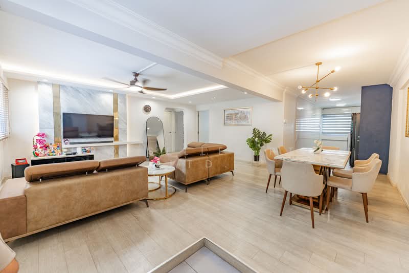 423 Tampines Street 41 HDB Flat For Sale at S$ 750,000 | PropertyGuru Singapore - Living Room
