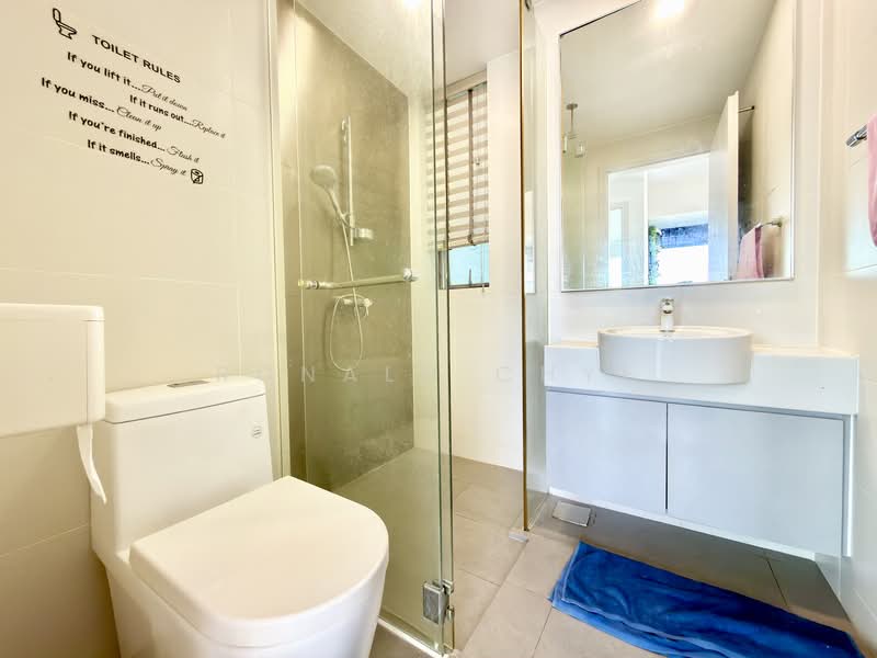 Livia, 71 Pasir Ris Grove, 3 Bedrooms, 915 sqft, Condominium For Sale, by Ronald Chye, 500057388 - Bathroom - PropertyGuru.com.sg