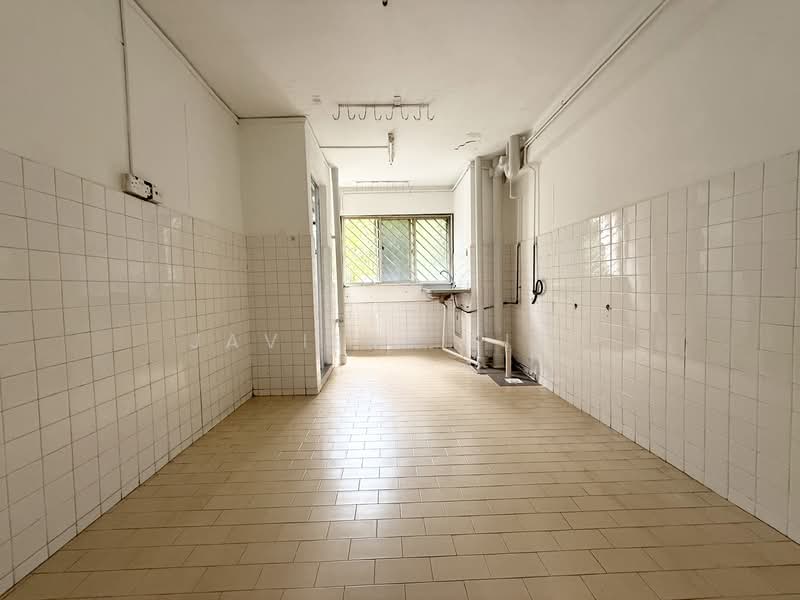 For Sale - 172 Ang Mo Kio Avenue 4