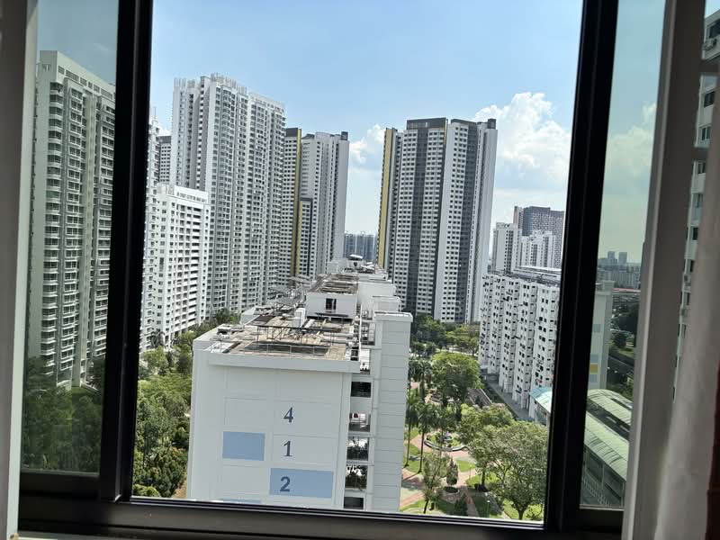 415 Commonwealth Avenue West, 415 Commonwealth Avenue West, Room Rental, 180 sqft, HDB Flat For Rent, by Jane Lim S C, 500057401 - Exterior - PropertyGuru.com.sg