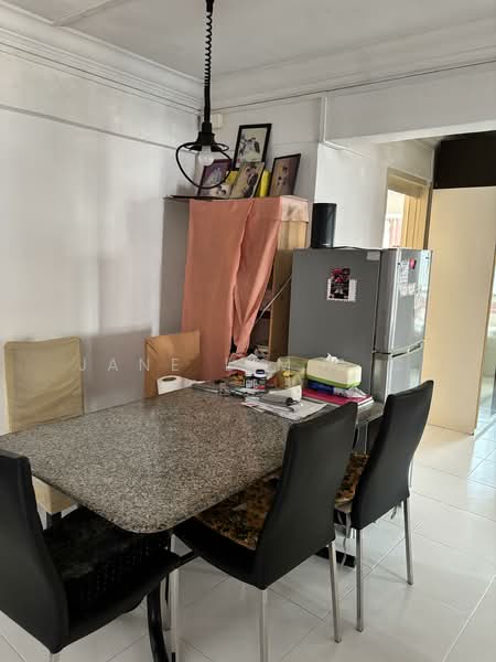 415 Commonwealth Avenue West, 415 Commonwealth Avenue West, Room Rental, 180 sqft, HDB Flat For Rent, by Jane Lim S C, 500057401 - Dining Room - PropertyGuru.com.sg