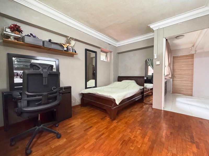 145 Mei Ling Street HDB Flat For Sale at S$ 1,290,000 | PropertyGuru Singapore - Common Bedroom 3