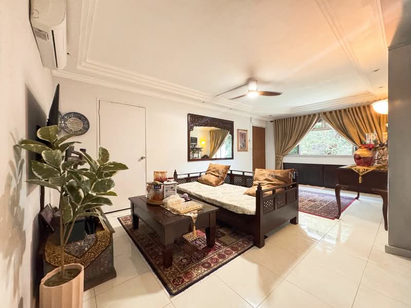 145 Mei Ling Street HDB Flat For Sale at S$ 1,290,000 | PropertyGuru Singapore - Living Room