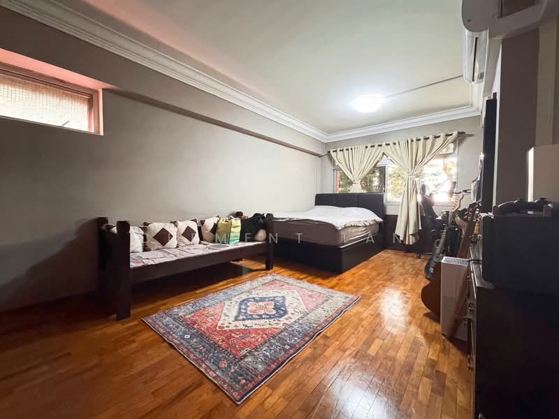 145 Mei Ling Street HDB Flat For Sale at S$ 1,290,000 | PropertyGuru Singapore - Common Bedroom 2