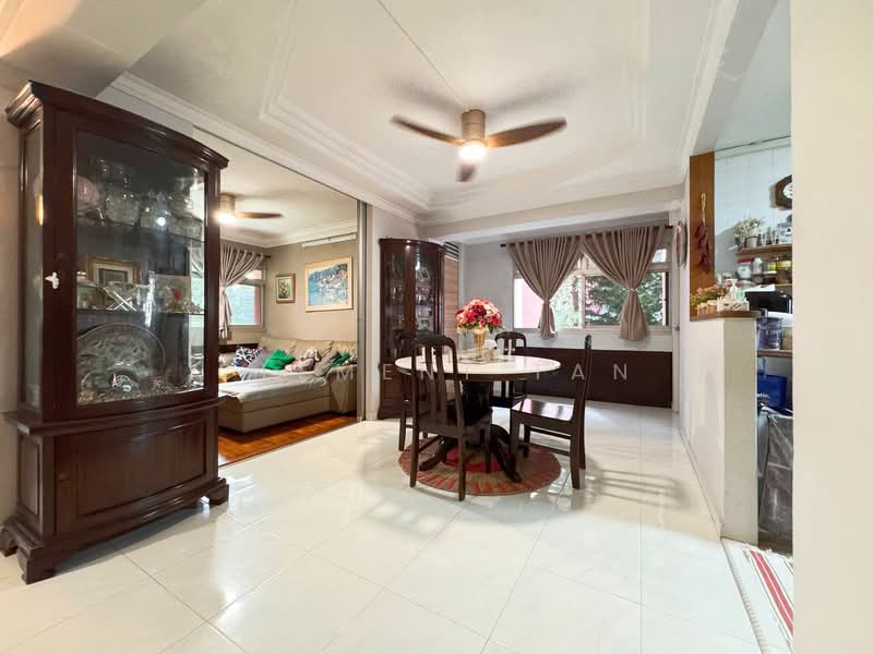 145 Mei Ling Street HDB Flat For Sale at S$ 1,290,000 | PropertyGuru Singapore - Dining Room