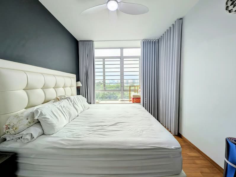 The Lakeshore, 31 Jurong West Street 41, 3 Bedrooms, 1,184 sqft, Condominium For Rent, by Ray Lee, 500057443 - PropertyGuru.com.sg