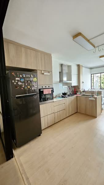 441 Ang Mo Kio Avenue 10 HDB Flat For Sale at S$ 585,000 | PropertyGuru Singapore - Kitchen