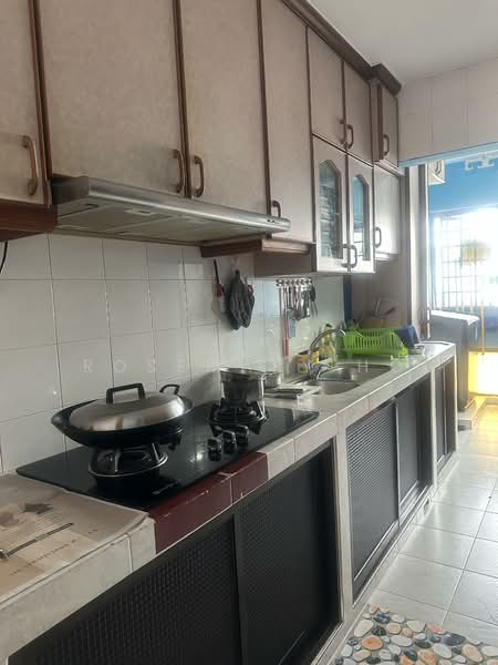 575 Hougang Street 51, 575 Hougang Street 51, Room Rental, 120 sqft, HDB Flat For Rent, by Rosemary Ho, 500057476 - Kitchen - PropertyGuru.com.sg