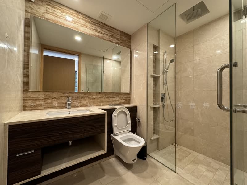 Commonwealth Towers Condominium For Sale at S$ 988,000 | PropertyGuru Singapore - Bathroom