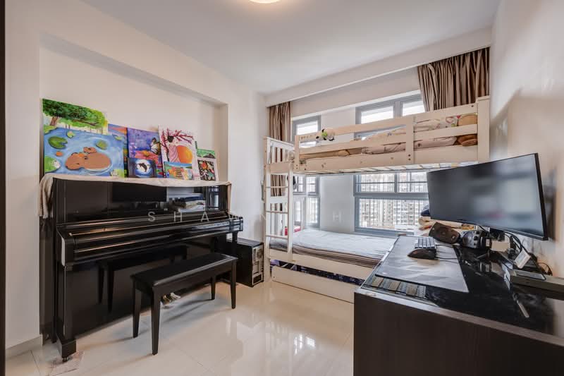 684B Edgedale Plains HDB Flat For Sale at S$ 898,000 | PropertyGuru Singapore