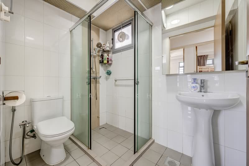 684B Edgedale Plains HDB Flat For Sale at S$ 898,000 | PropertyGuru Singapore