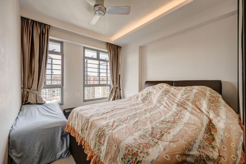 684B Edgedale Plains HDB Flat For Sale at S$ 898,000 | PropertyGuru Singapore