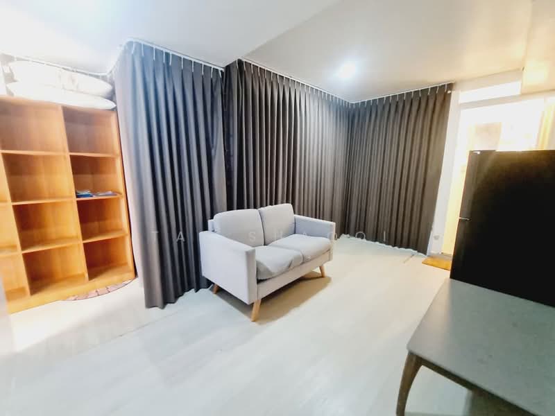 People's Park Complex, 1 Park Road, Room Rental, 160 sqft, Apartment For Rent, by Tay Shaoqi, 500057559 - Personal Living Room Space - PropertyGuru.com.sg