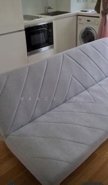 The Peak @ Cairnhill I Condominium For Sale at S$ 1,250,000 | PropertyGuru Singapore - Living Room