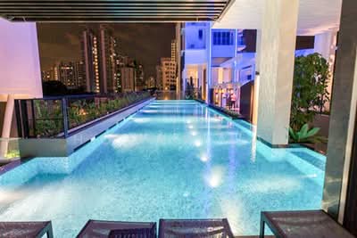 For Sale - Panoramic Views - Penthouse Freehold next to MRT and Schools