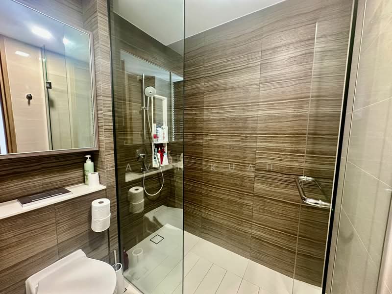 Coco Palms, 11 Pasir Ris Grove, 4 Bedrooms, 1,378 sqft, Condominium For Rent, by Kavin Kuah, 500057600 - Bathroom - PropertyGuru.com.sg