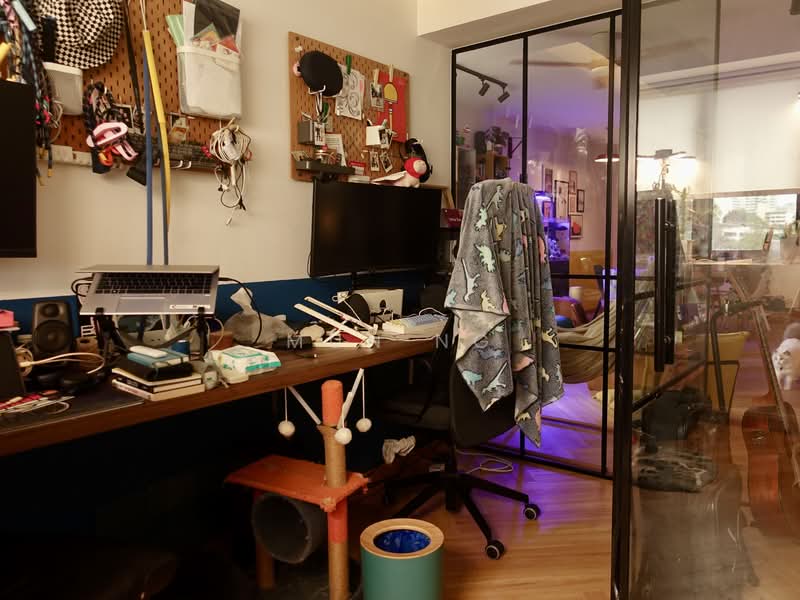 91 Tanglin Halt Road HDB Flat For Sale at S$ 968,888 | PropertyGuru Singapore - Study Room