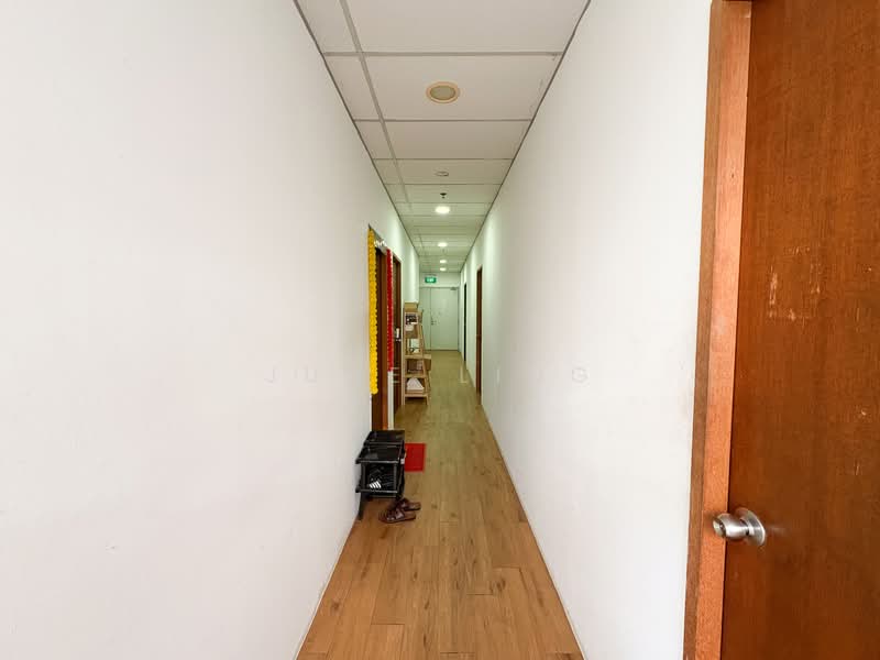 Pioneer Junction, 3 Soon Lee Street, 1,507 sqft, Factory / Workshop (B2) For Sale, by June Ling, 500057635 - Corridor - CommercialGuru.com.sg